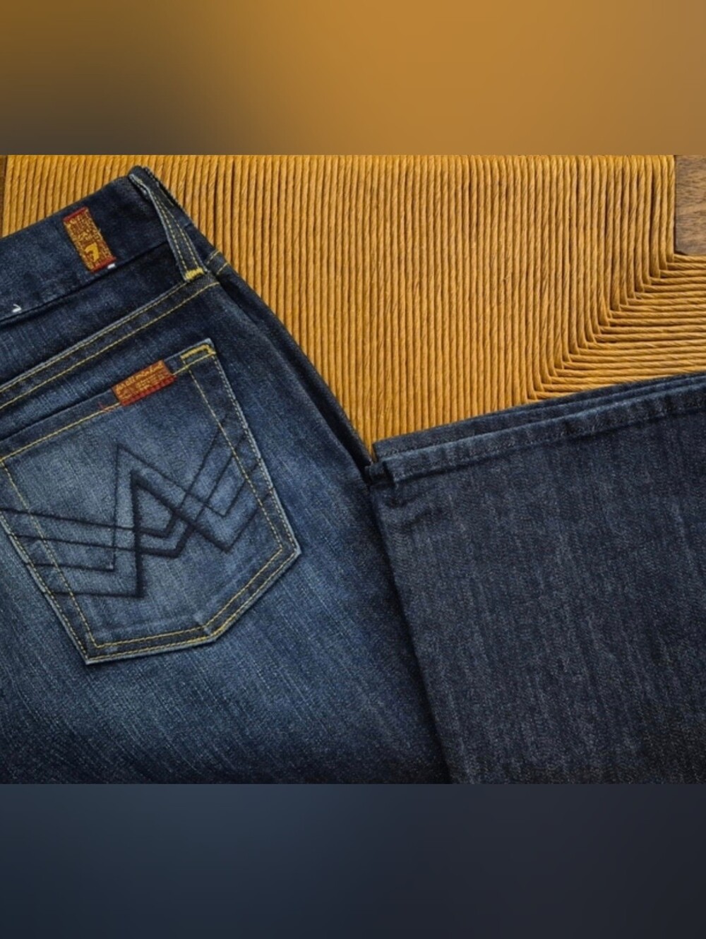 7 FOR ALL MANKIND "A Pocket" Low-Rise Flare Leg Dark Wash Jeans SIZE 29